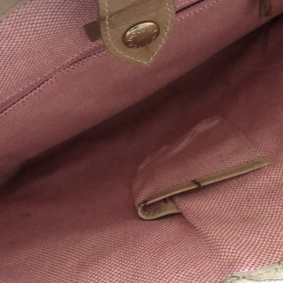 Dooney & Bourke Tan Croc-Embossed Tote - Picture 5 of 11